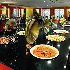 فندق المدينة موڤنبيك ***